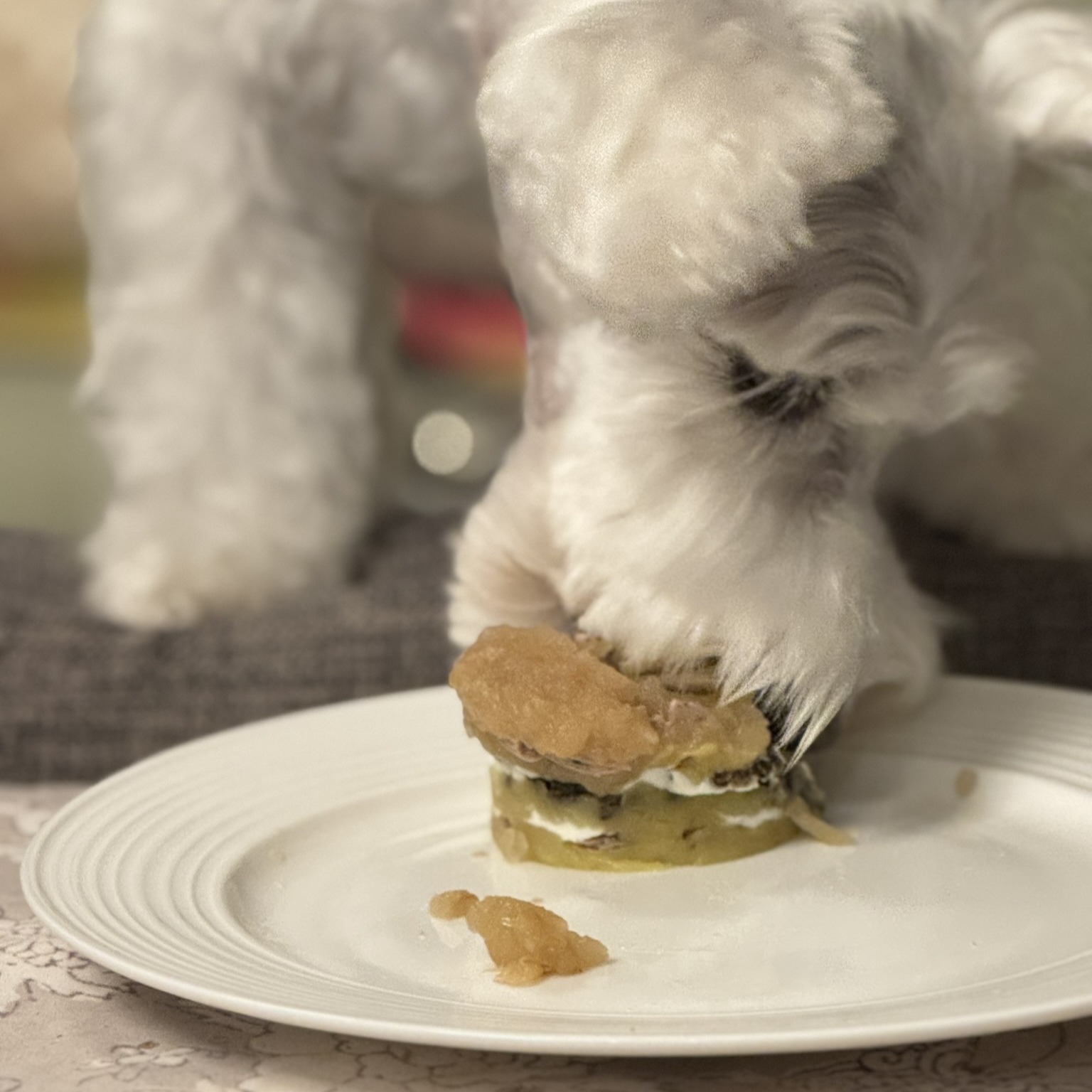 ケーキが崩れていく様子とPOPPO